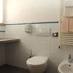 C'est La Vie 4*