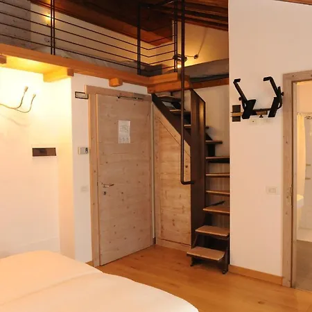 C'est La Vie 4* Λιβίνιο