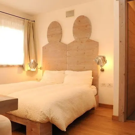 C'est La Vie Ξενοδοχείο με διαμερίσματα 4*