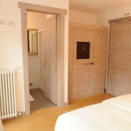 C'est La Vie Ξενοδοχείο με διαμερίσματα 4*