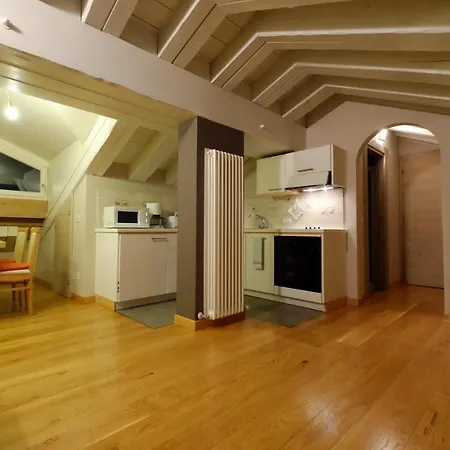 C'est La Vie Ξενοδοχείο με διαμερίσματα Λιβίνιο